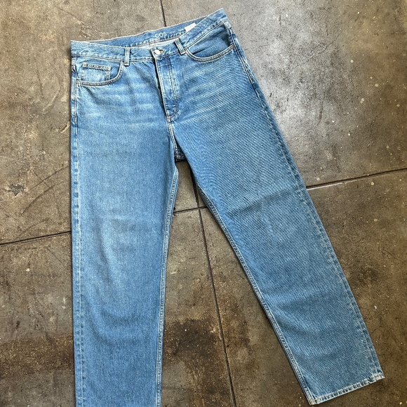 COS 32x32 Relaxed Mid Rise Straight Leg Denim Jeans